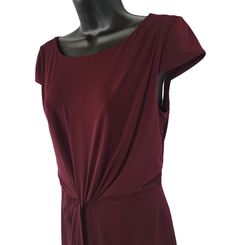 Victoria's Secret Twist Front Short Sleeve Dress - Picture 3 of 10